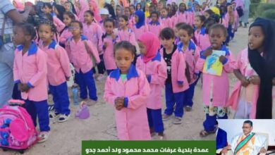 صورة عمدة عرفات يهنئ بمناسبة افتتاح العام الدراسي ويجدد التزام البلدية بدعم المدرسة الجمهورية