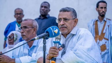 صورة بلدية عرفات تنظم مهرجانا شعبيا للتحسيس بأهمية النظافة